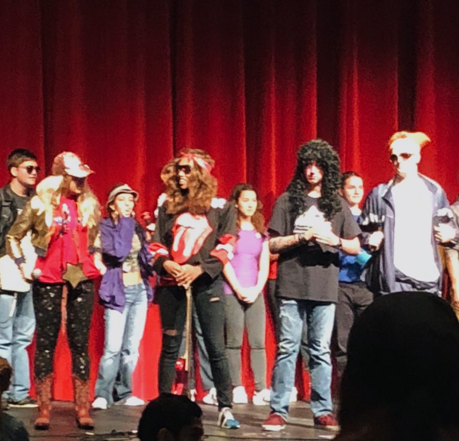 On Tuesday, students dressed up as either their favorite rapper or rocker. In last place, was the sophomores, juniors in third, freshmen came in second, and the seniors received first place again.